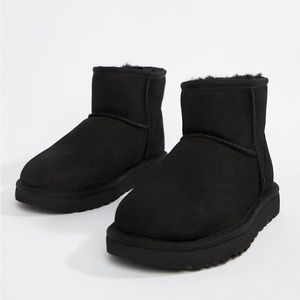 UGG Classic Mini II Boot